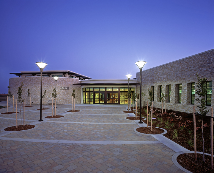 Lincoln Public Library at Twelve Bridges